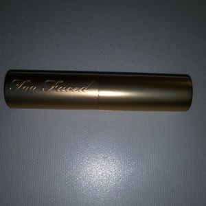 La creme mystical lipstick